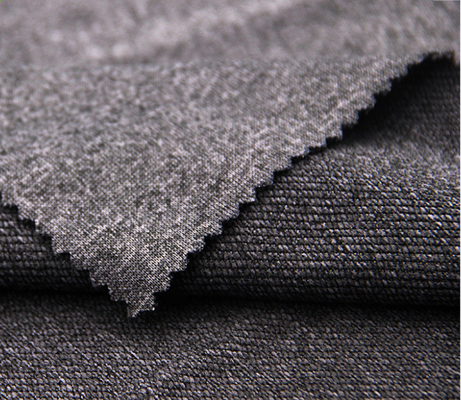 La circolare grigia di colore tricotta il tessuto, tessuto tricottato trama cationica impermeabile